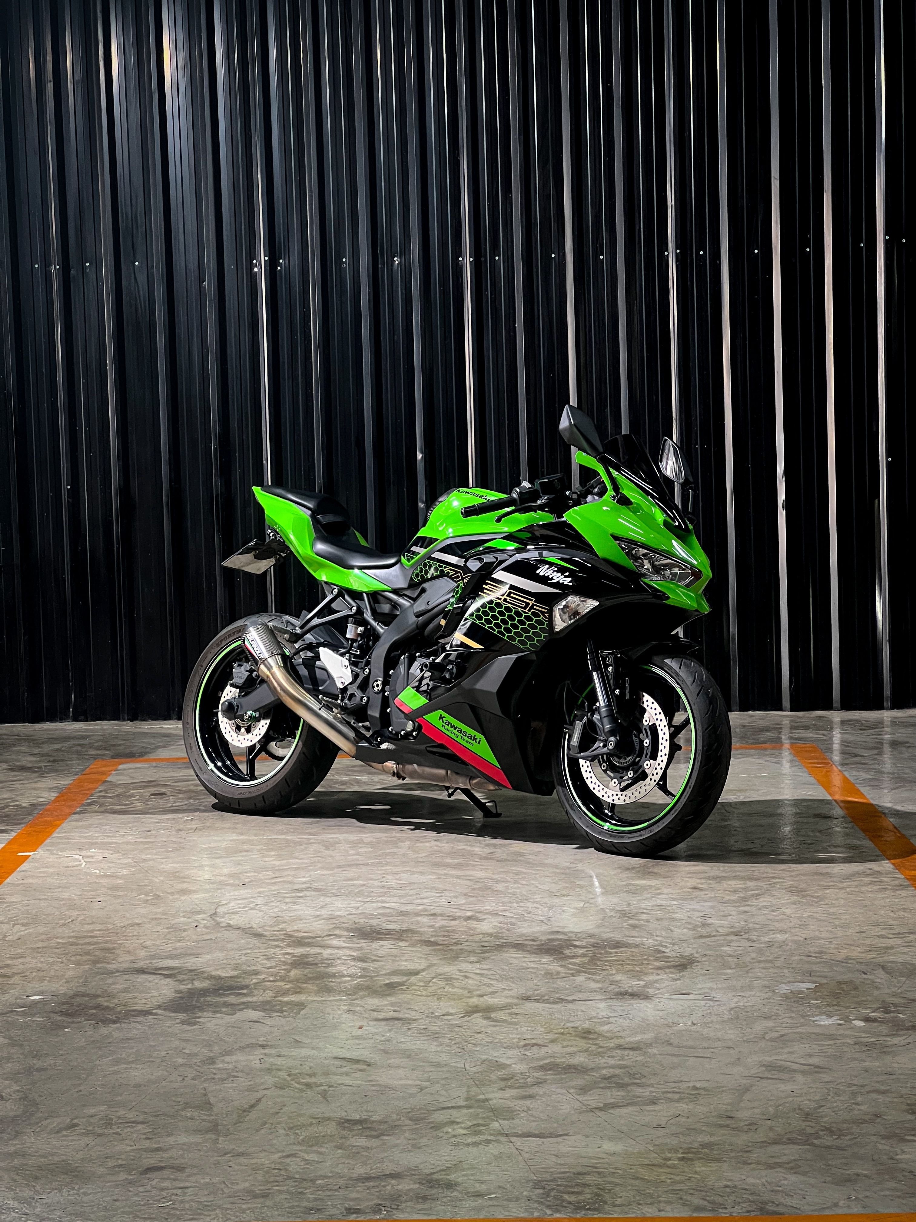 Kawasaki ZX25R