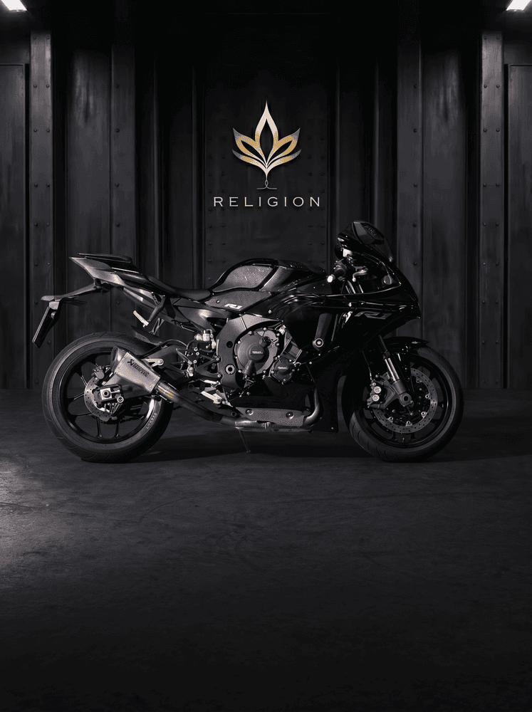 r1 rental in Phuket
