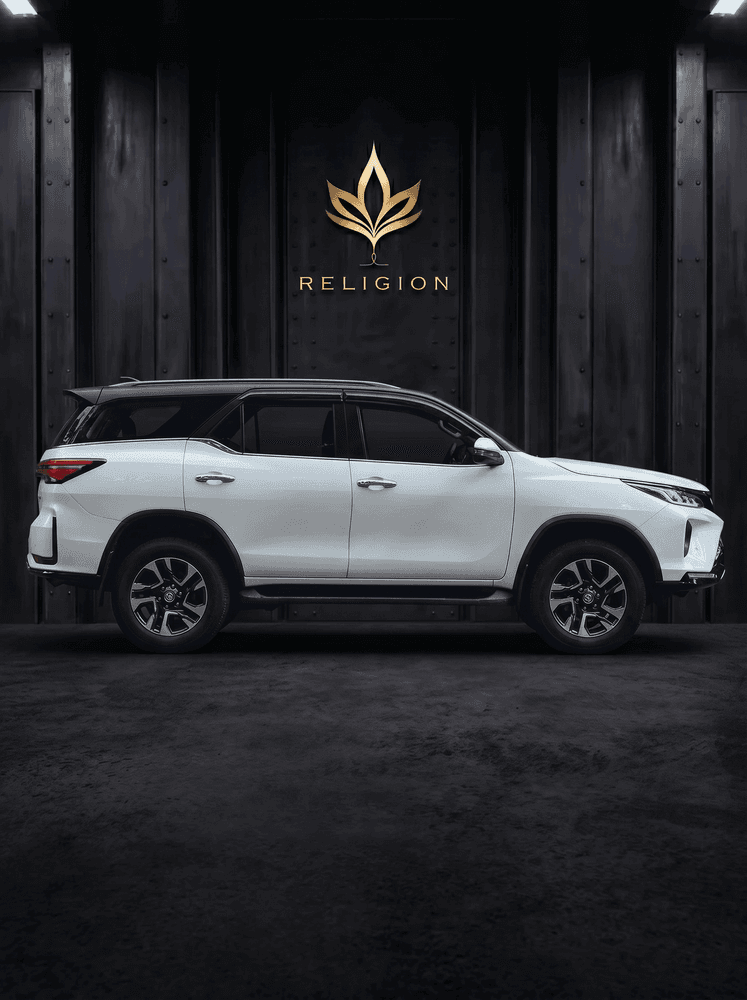TOYOTA FORTUNER rental in Phuket
