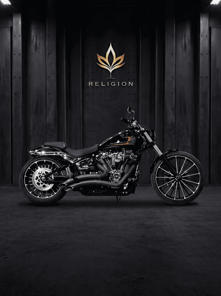 Harley-Davidson BREAKOUT_117 rental in Phuket